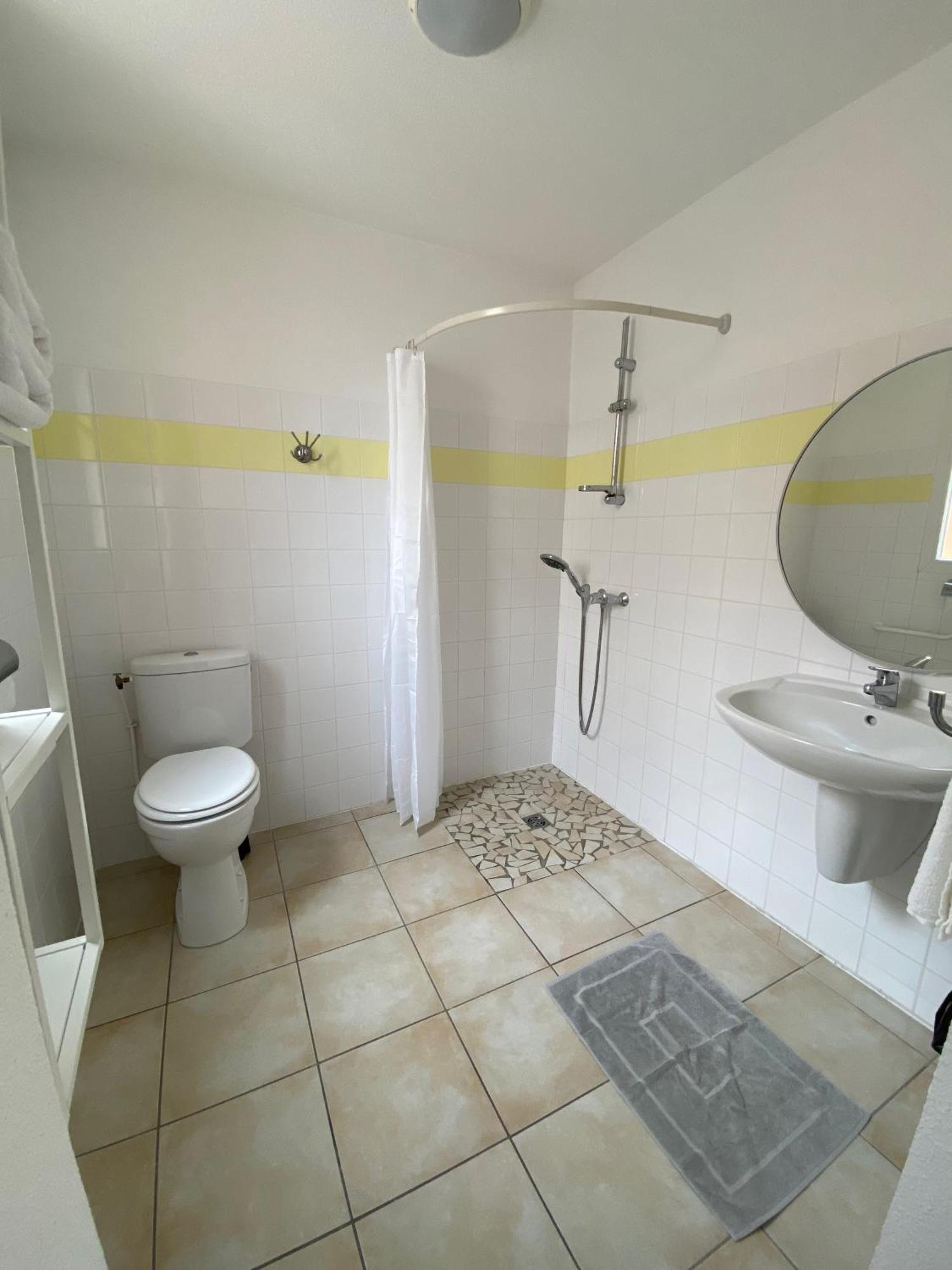 Appartements Soulac - Hyper Centre Et Plage Экстерьер фото