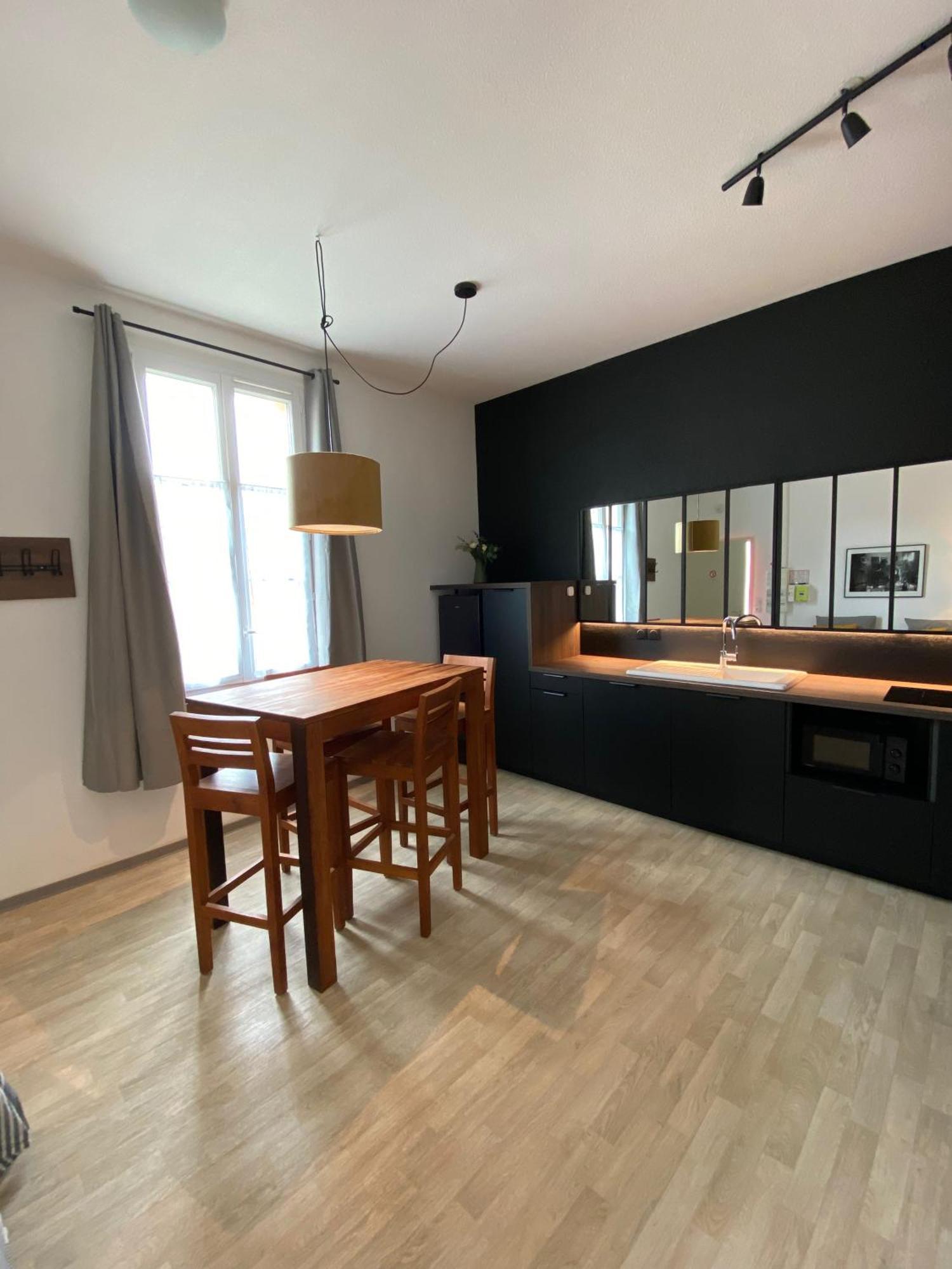 Appartements Soulac - Hyper Centre Et Plage Экстерьер фото