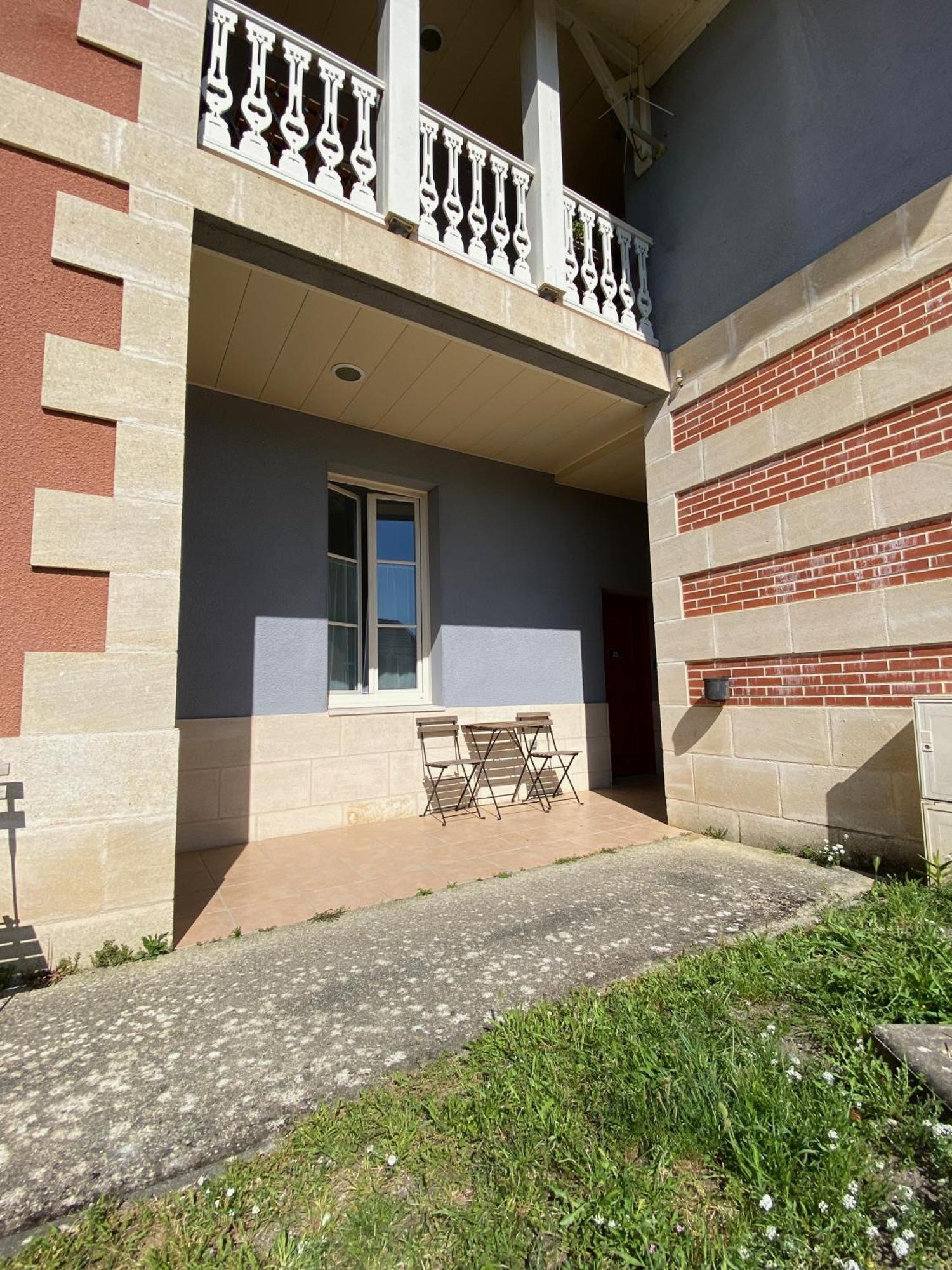 Appartements Soulac - Hyper Centre Et Plage Экстерьер фото